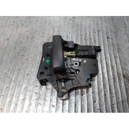 KLAMKA WEWNETRZNA DRZWI PRZESUWNYCH PRAWA PEUGEOT 1007 1.4 8V 2005 96801417 