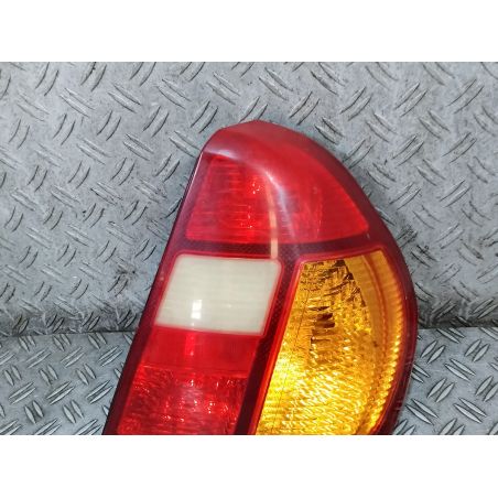 LAMPA TYLNA PRAWA RENAULT THALIA ( 01-08 ) 1.4 8V 2003 