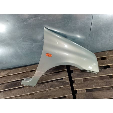 BŁOTNIK PRAWY PRZÓD RENAULT THALIA ( 01-08 ) 1.4 8v 2003 