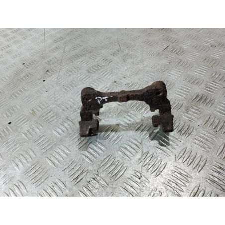 JARZMO PRAWY TYŁ NISSAN PRIMERA P12 ( 03-07 ) 2.0 16V 2003 