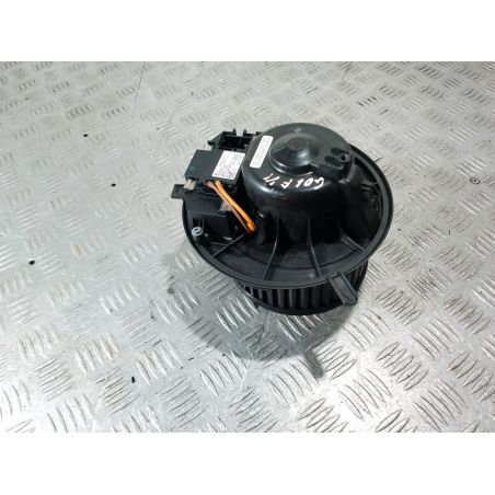 WENTYLATOR NAWIEWU, DMUCHAWA VW GOLF VI 1.4 FSI 2008 3C1820015N 