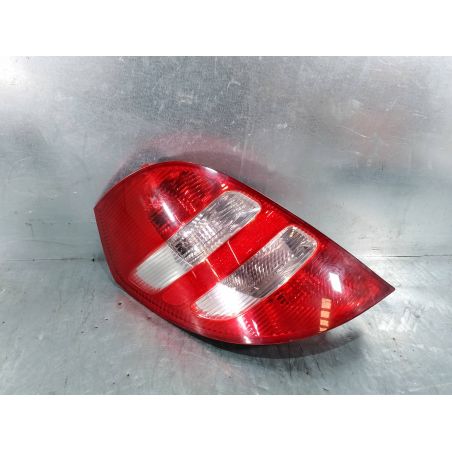 LAMPA TYLNA LEWA MERCEDES-BENZ KLASA A W169 2.0 CDTI 2006 A1698200364L 