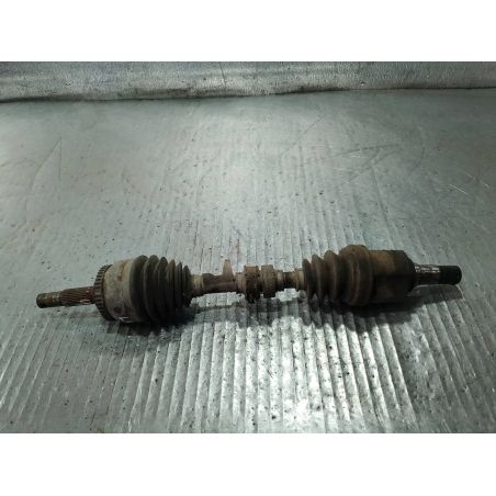 PÓŁOŚ LEWA PRZÓD NISSAN PRIMERA P12 ( 03-07 ) 1.9 DCI 2003 