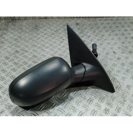 LUSTERKO PRAWE OPEL CORSA C 1.0 2002 