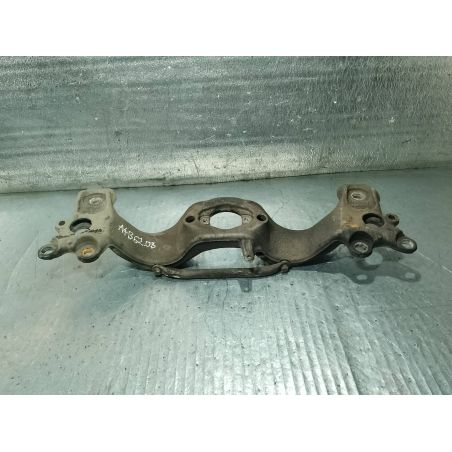 BELKA POD SKRZYNIĘ BIEGÓW AUDI A4 B6 2.0 2001 8E0399263R 