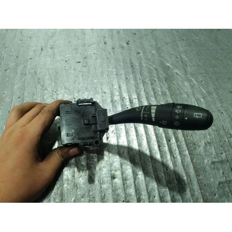 PRZEŁĄCZNIK WYCIERACZEK HYUNDAI I30 I 1.6 CRDI 2010 934202L011 