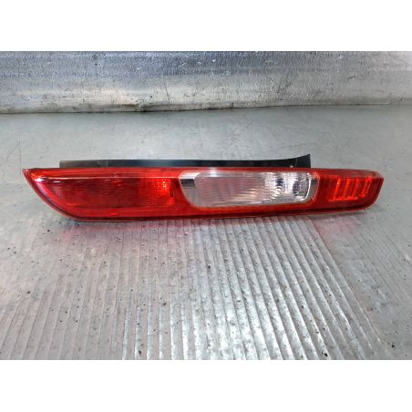 LAMPA TYLNA PRAWA FORD FOCUS II 1.6 16V 2005 