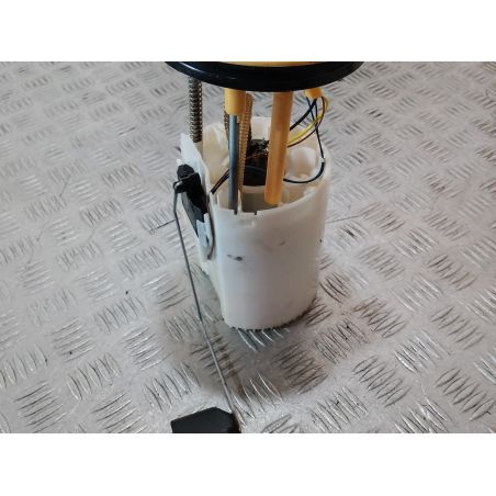 POMPA PALIWA VW PASSAT B7 2.0 TDI  2011 A2C53423480 