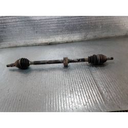 PÓŁOŚ PRAWA PRZÓD OPEL VECTRA C 1.82002                                            