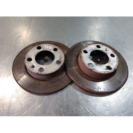 TARCZE HAMULCOWE TYŁ VW BORA 1.6 SR 1999 