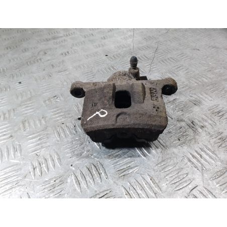 ZACISK HAMULCOWY PRAWY PRZÓD MITSUBISHI LANCER  1.6 16V 2005 