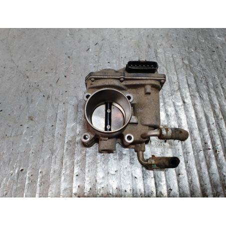 PRZEPUSTNICA TOYOTA YARIS II ( 06-11 ) 1.3 16V 2010 22030-47010 