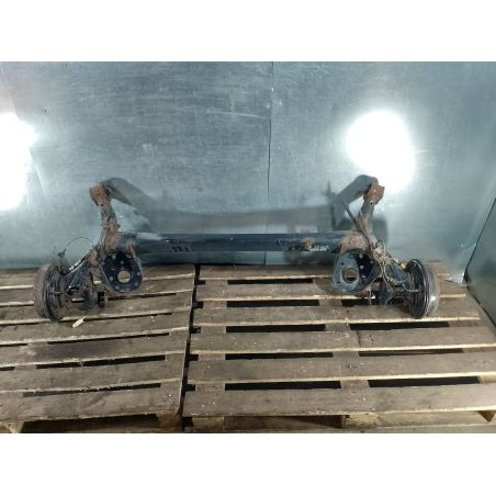 BELKA ZAWIESZENIA, OŚ TYŁ TYLNA TOYOTA YARIS II ( 06-11 ) 1.3 16V 2010 