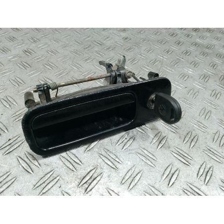 KLAMKA BAGAŻNIKA VW GOLF IV 1.6 SR 1997 1J6827565A 