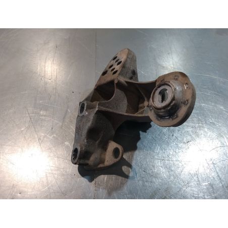 ŁAPA SILNIKA VW PASSAT B5 1.9 TDI 1999 4B0199351B 