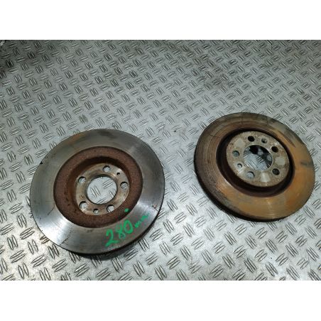 TARCZE HAMULCOWE PRZÓD VW NEW BEETLE 1.6 B 2002 