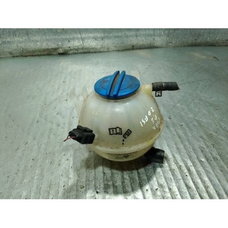 ZBIORNICZEK WYRÓWNAWCZY VW PASSAT B6 2.0 FSI 2005 