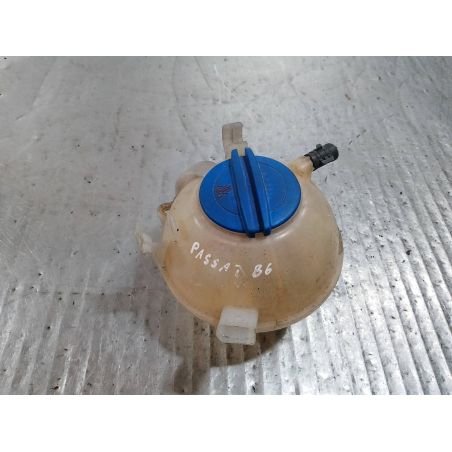 ZBIORNICZEK WYRÓWNAWCZY VW PASSAT B6 2.0 TDI 2005 