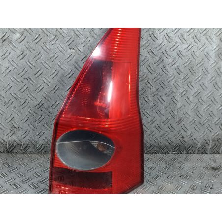 LAMPA TYLNA PRAWA RENAULT MEGANE II ( 02-09 ) 1.9 DCI 2003 8200142683 