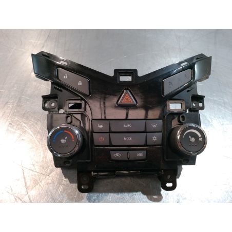 PANEL NAWIEWU CHEVROLET CRUZE 1.8  16V 2009 