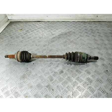 PÓŁOŚ LEWA PRZÓD TOYOTA YARIS I ( 99-05 ) 1.0 VVTI 2000 