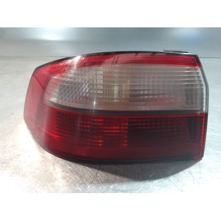 LAMPA TYLNA LEWA RENAULT LAGUNA II 1.8 16V 2001 8200002473 
