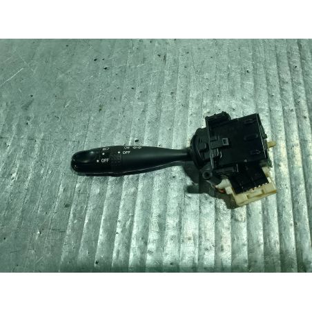 PRZEŁĄCZNIK KIERUNKOWSKAZÓW TOYOTA COROLLA E12 1.4 16V VTI 2003 02180173713 