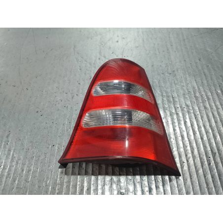 LAMPA TYLNA PRAWA MERCEDES-BENZ KLASA A W168 1.7 CDI 2002 1688202864R 