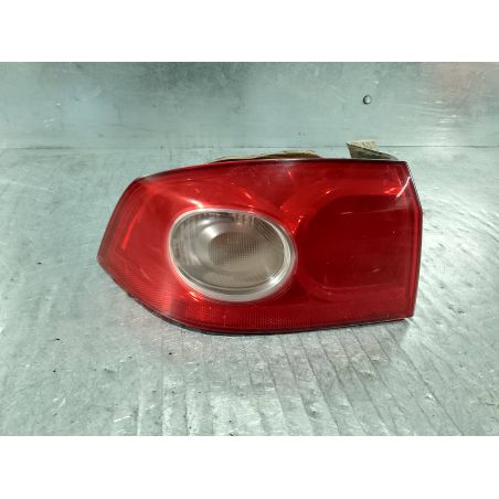 LAMPA TYLNA LEWA RENAULT LAGUNA II LIFT 1.9 DCI 2005 