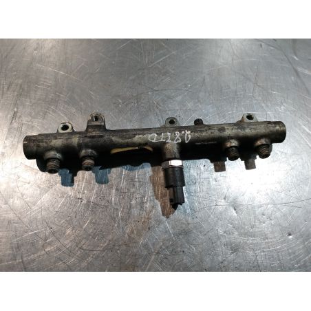 LISTWA WTRYSKOWA FIAT DUCATO 2.8 JTD 2002 