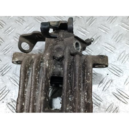 ZACISK HAMULCOWY PRAWY TYŁ VW POLO 9N 1.4 TDI 2003 ALVW-029 