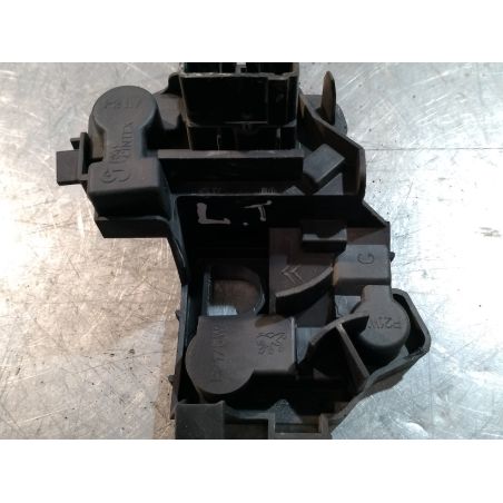 WKŁAD LAMPY LEWY TYŁ PEUGEOT 206 1.4 8v 2002 