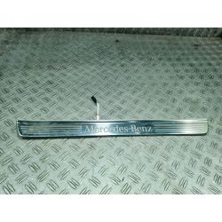 LISTWA PROGOWA WEWNĘTRZNA PRAWY PRZÓD MAYBACH X222 6.0 V122015A2226805435                                            