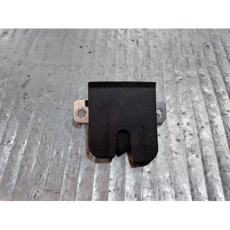 ZAMEK KLAPY VW POLO 9N 1.2 6V 2004 6Q5827505B 