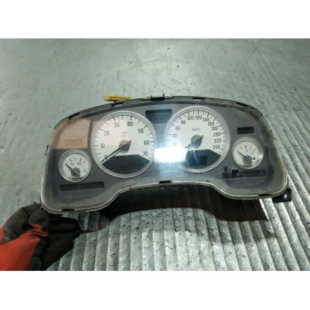 LICZNIK OPEL ASTRA G BERTONE 1.8 2001 09231131FF 