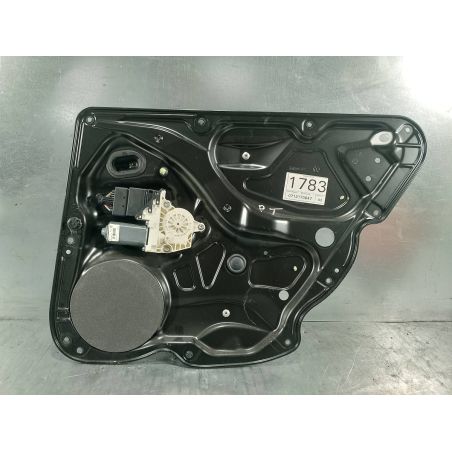 PODNOŚNIK SZYBY PRAWY TYŁ ZE STELAŻEM VW PASSAT B6 1.9 TDI 105KM 1.9 TDI 2007 3C4839756H 