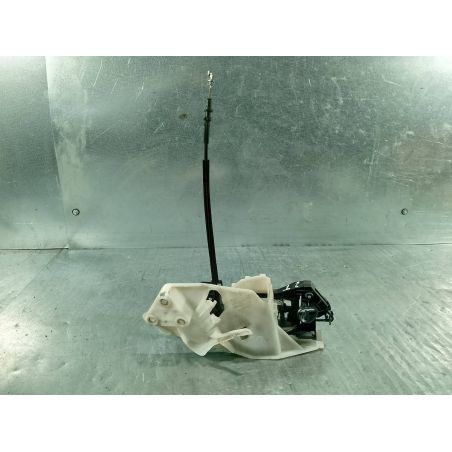 PODSTAWA KLAMKI LEWY TYŁ VW PASSAT B6 1.9 TDI 105KM 1.9 TDI 2007 3C0837885J 