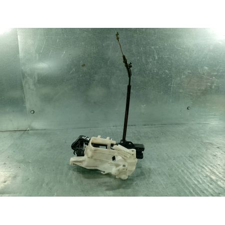 PODSTAWA KLAMKI PRAWY PRZÓD VW PASSAT B6 1.9 TDI 105KM 1.9 TDI 2007 3C0837886J 