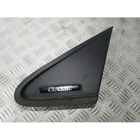 TRÓJKĄT ZAŚLEPKA BŁOTNIKA LEWA MERCEDES-BENZ KLASA A W168 1.6 2002 