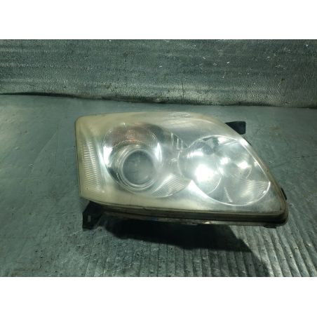 LAMPA PRAWA PRZÓD TOYOTA AVENSIS II T25 2.0 D4D 2004 