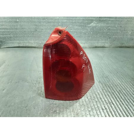LAMPA TYLNA PRAWA PEUGEOT 307 1.6 HDI 2004 6351Q6 