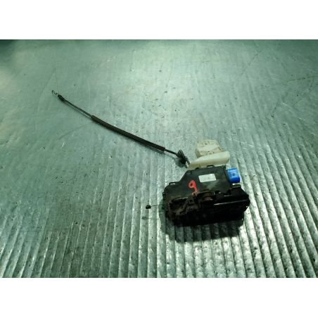 ZAMEK DRZWI PRAWY PRZÓD VW CADDY III 1.9 TDI 2007 