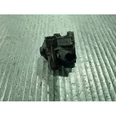 POMPA WSPOMAGANIA AUDI A4 B6 1.9 TDI 2001 8E0145155N 