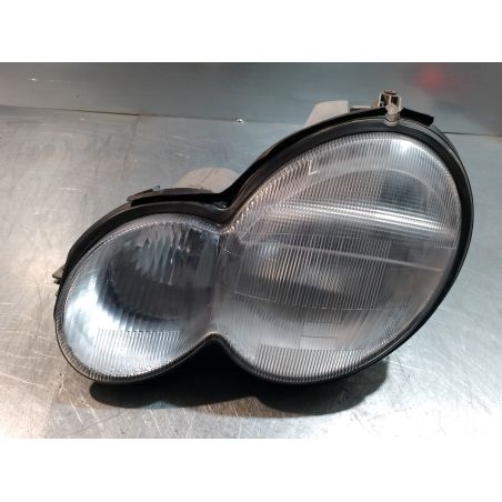 LAMPA LEWA PRZÓD MERCEDES-BENZ KLASA C W203 1.8 KOMPRESOR 2002 