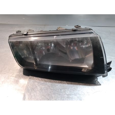 LAMPA PRAWA PRZÓD SKODA FABIA I 1.2 2004 246360-00 
