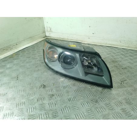 LAMPA PRAWA PRZÓD VOLVO V50 2.0 HDI 2005 31335222 