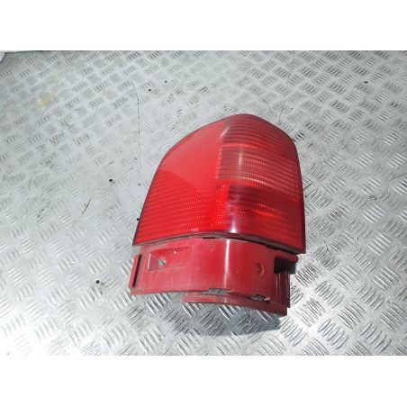 LAMPA TYLNA LEWA SEAT ALHAMBRA I FL 1.9 TDI 2002 7M3945095F 7M3945111 