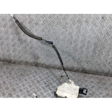 ZAMEK DRZWI PRAWY PRZÓD CITROEN BERLINGO II 1.6 HDI 2008 828405 