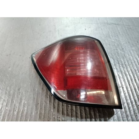 LAMPA TYLNA LEWA OPEL ASTRA H 1.7 CDTI 2006 24451838 