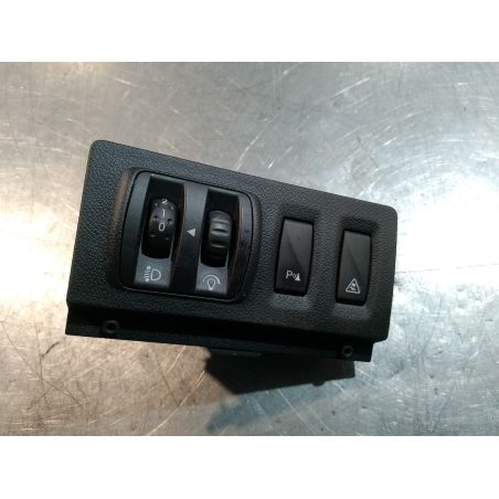 PRZEŁĄCZNIK ŚWIATEŁ RENAULT LAGUNA III ( 07-15 ) 2.0 TB 2008 